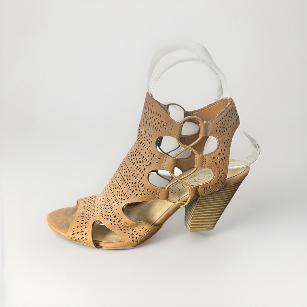 Coconuts Manhattan Collection ZUKA HEEL Sandals Beige Size 8M Strappy Die Cut - Picture 2 of 12